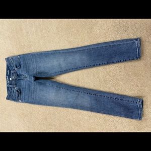 Like new skinny jeans! Hardly wore!